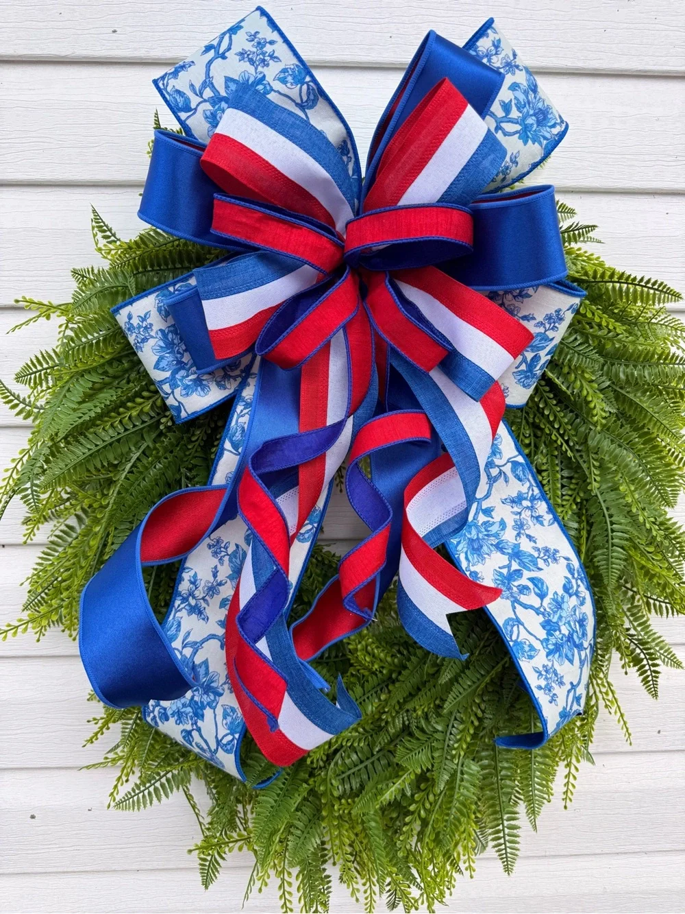 Patriotic Beaded Grass Wreath, 4th of July Decor